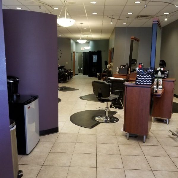 The entry way of the salon.